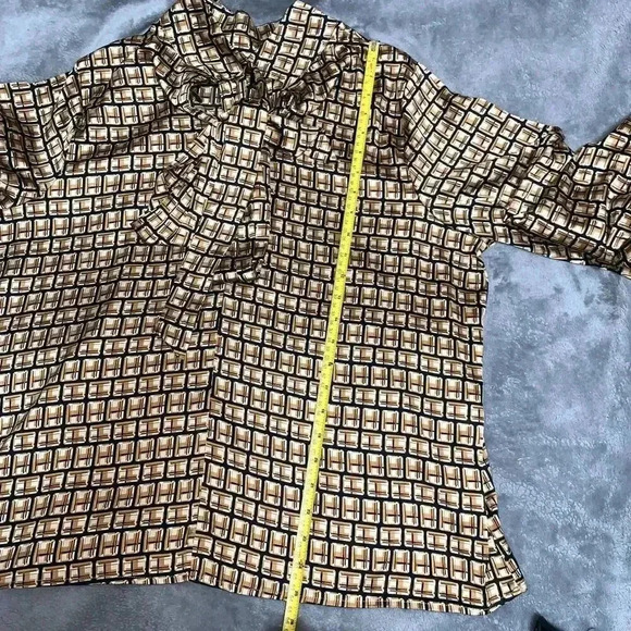 Worthington Women's Long Sleeve Blouse, size XL Split Tie Neck Geometric blouse - Picture 4 of 9